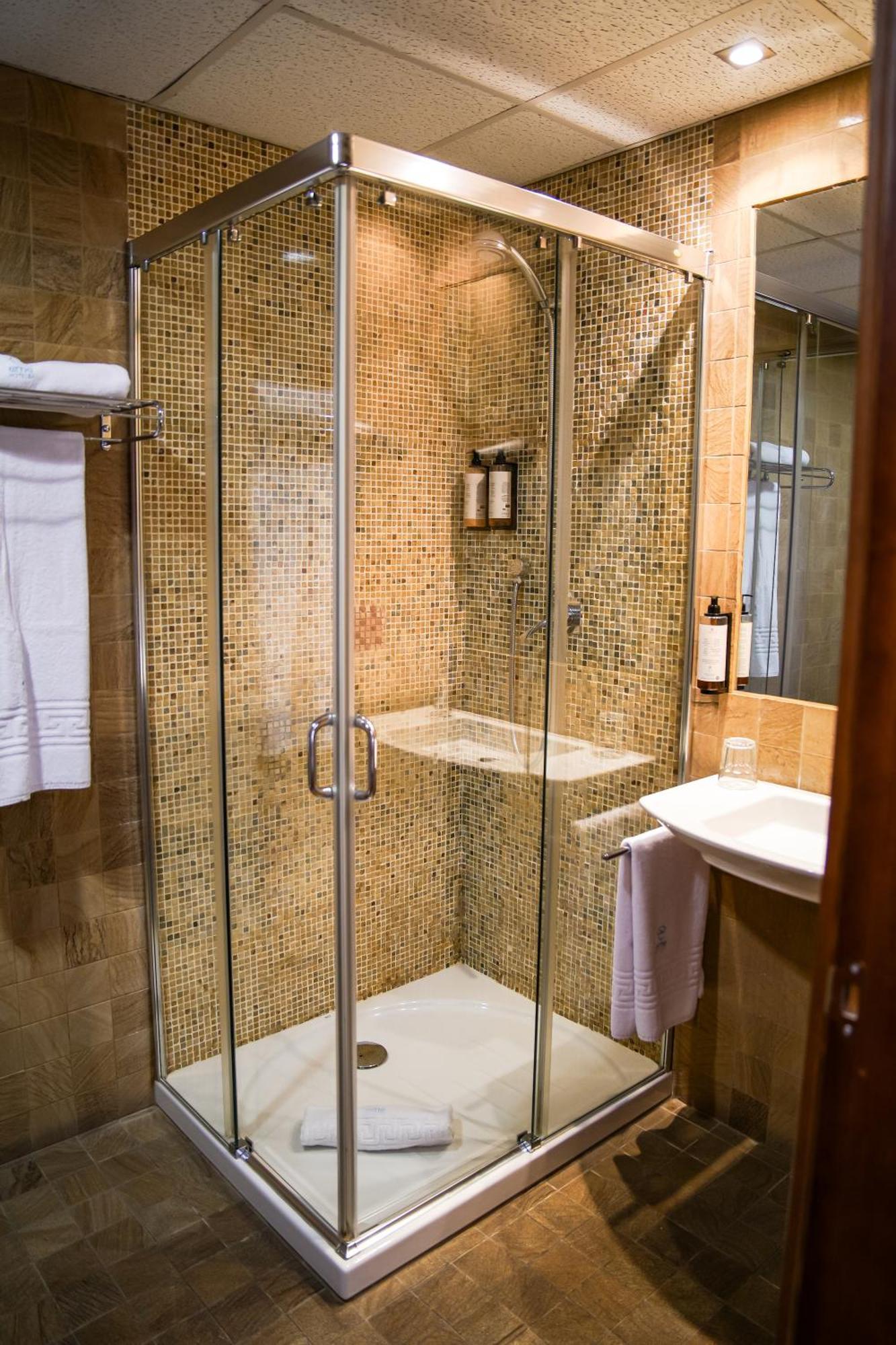 Hotel Baeza Monumental By Eme Hoteles Экстерьер фото