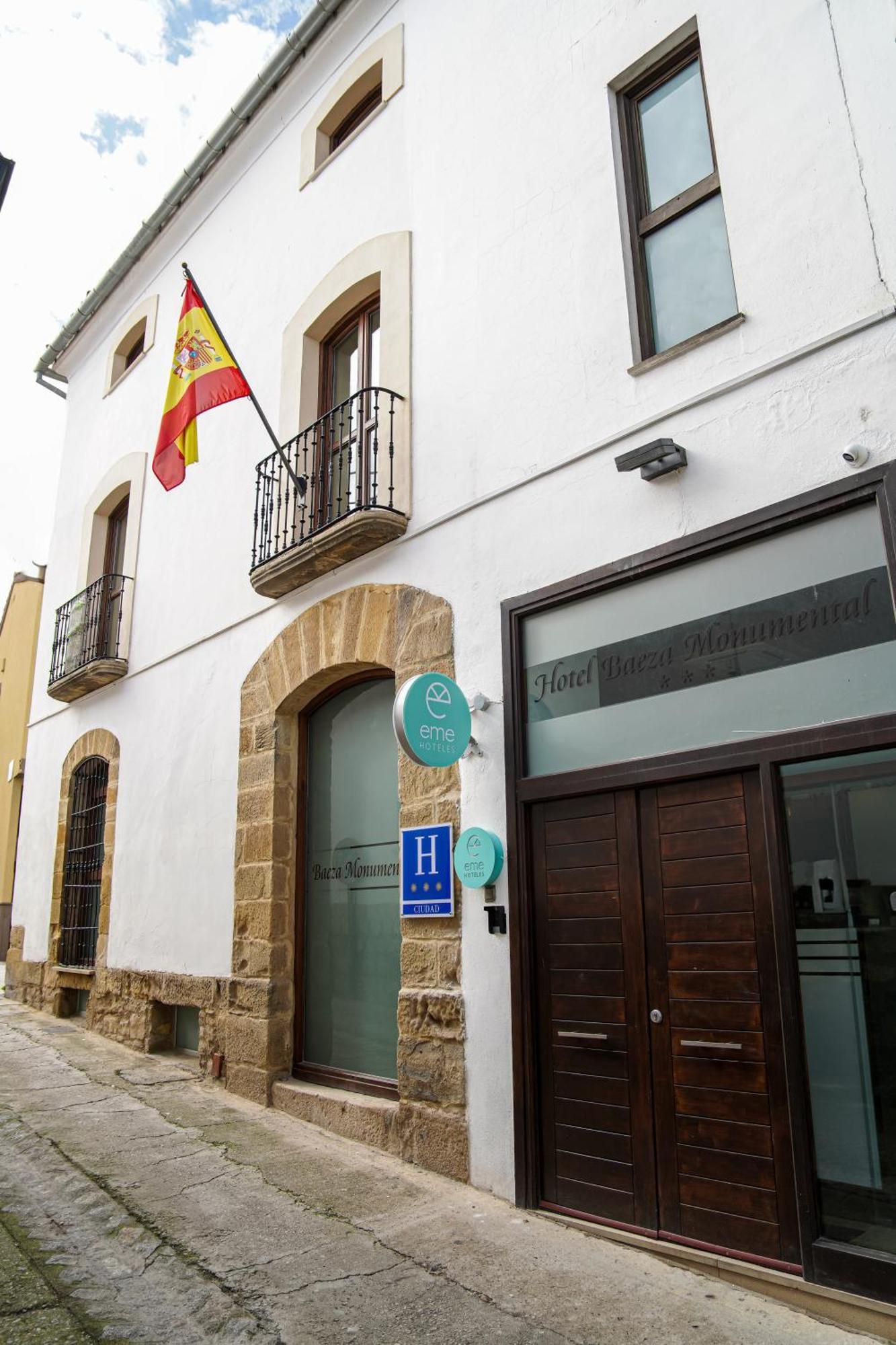 Hotel Baeza Monumental By Eme Hoteles Экстерьер фото
