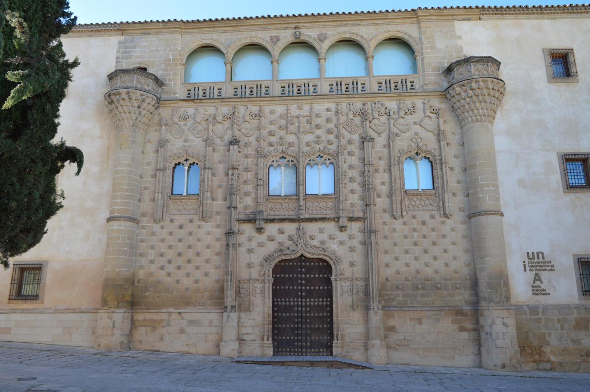 Hotel Baeza Monumental By Eme Hoteles Экстерьер фото